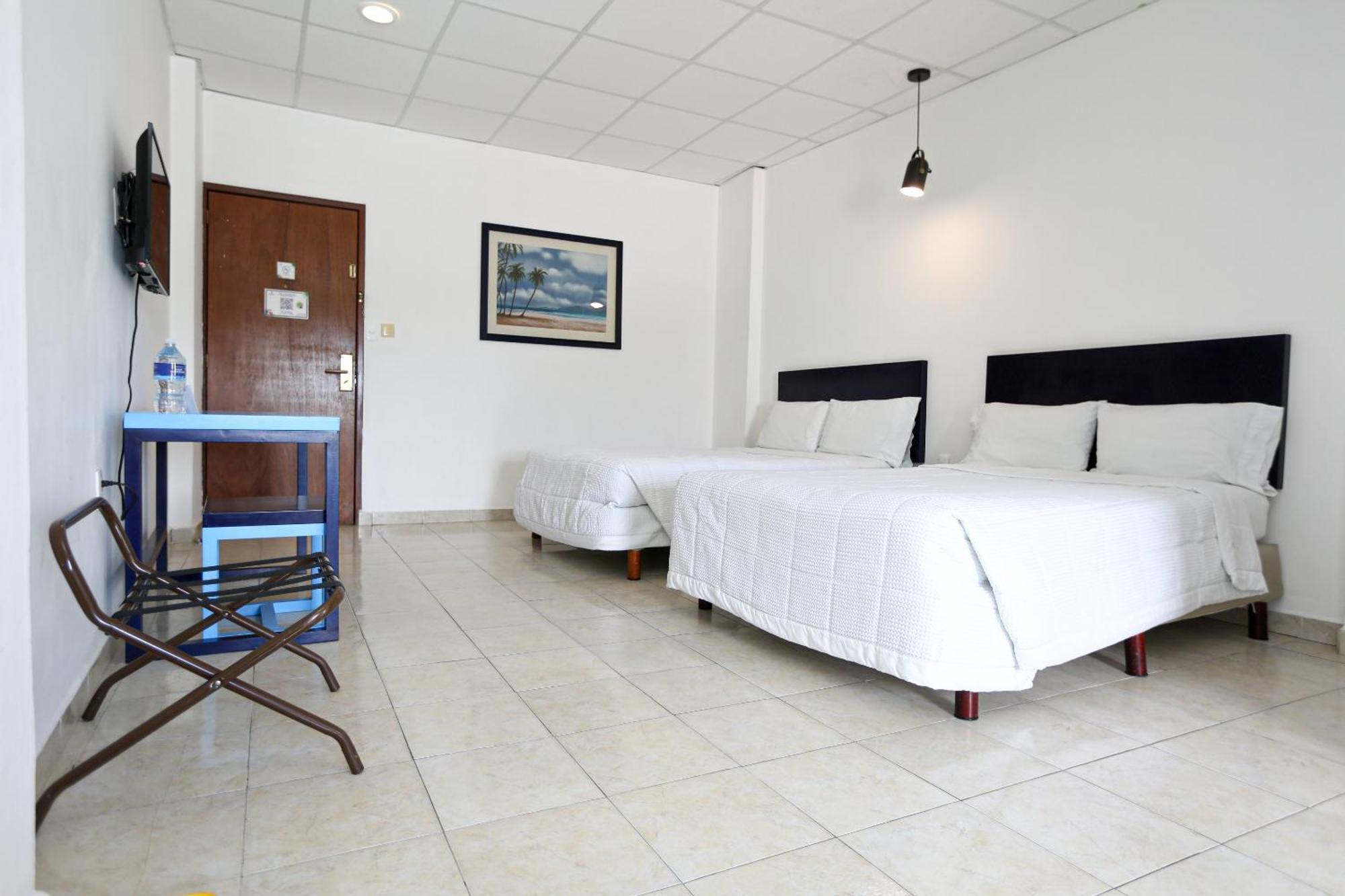 Hotel & Suites Arges - Centro 切图马尔 外观 照片